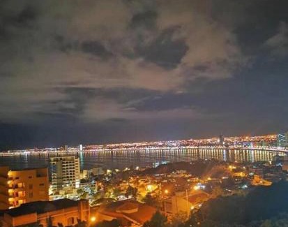 Balcones de Loma Linda House | La casa del cerro con vista al oceano pacifico