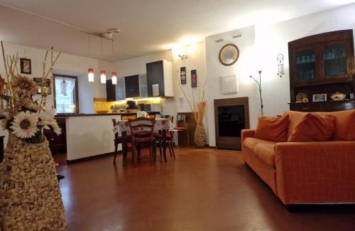 Camerino House | La Casa di Elena