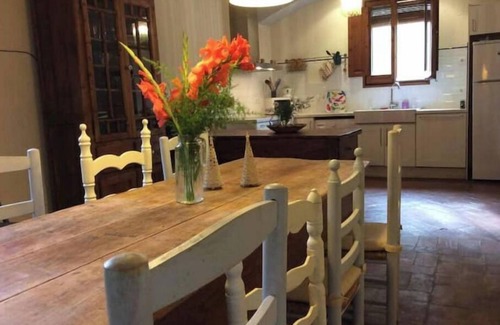 Beuda Cottage | La Casanova de Beuda for 9 People