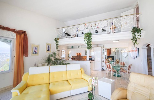 Saint Antoine Villa | LA CASETTA DEI FIORI VI3078 by RIVIERA HOLIDAY HOM