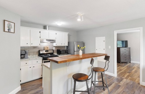 Buda Cottage | La Casita – Guesthouse with Private Outdoor Space