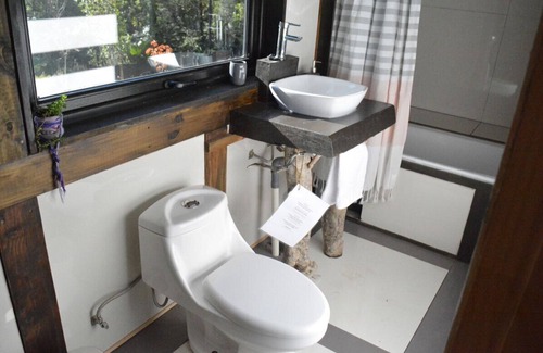 Ensenada Cabin | La Colmena Eco Lodge