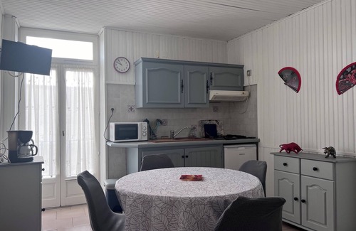 Autignac Bed & Breakfast | La Coquillade - Gite