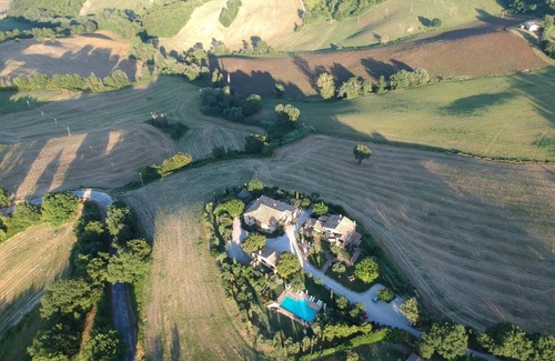 Monterosso Apartment | La Corte del Gusto The Apricot Tree Apartment with infinity pool