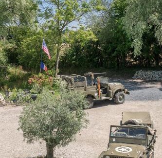 Mosles House | La Cour Souveraine - Gîte Omaha