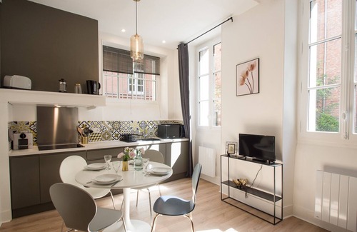 Toulouse City-Centre Apartment | La Dame Du Taur-Magnifique cocon à deux pas du Capitole