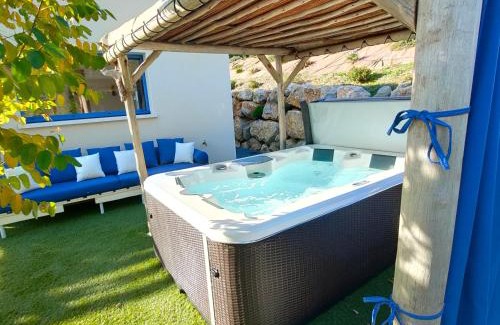 Babeau-Bouldoux Bed & Breakfast | La demeure d'Aphrodite