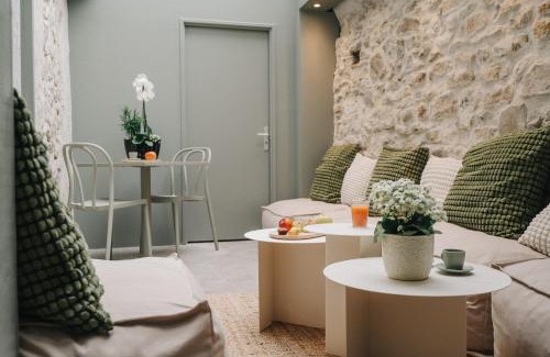 City of Carcassonne House | La Demeure de la Cité by Jean Bacou