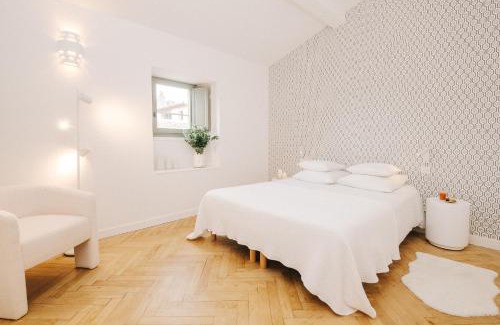 City of Carcassonne House | La Demeure de la Cité by Jean Bacou