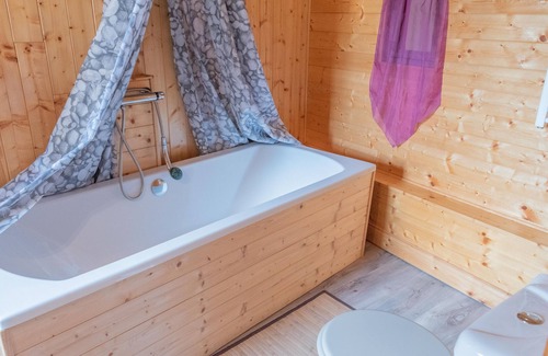 Chatel-sur-Moselle House | La Fée Maison