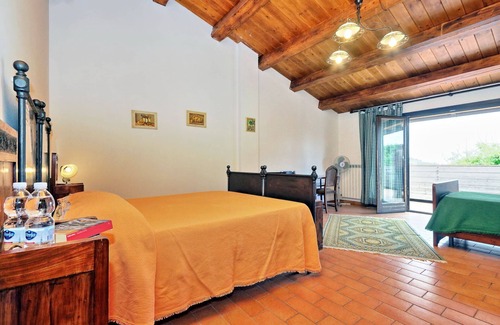 San Severino Marche House | La Fattoria