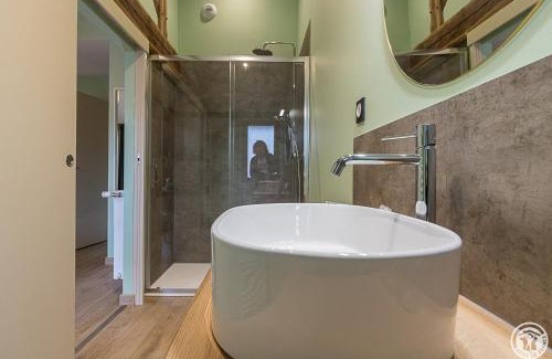 Rieucaze Bed & Breakfast | La Ferme des Hautins - Chambres -d'Hôtes