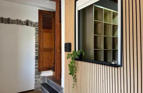 Fontaine-l'Eveque Bed & Breakfast | La Ferme du Château - Studio 1