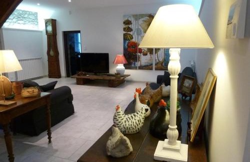 Montrejeau House | La Ferme Les Coustères - Gîte modulable - En couple ou en tribu de 2 à 15 pers