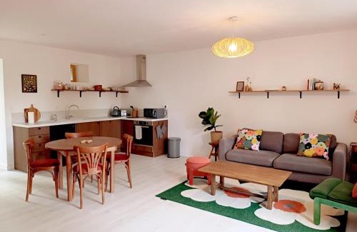 Champfleur House | La Garencière - Les 3 pommes