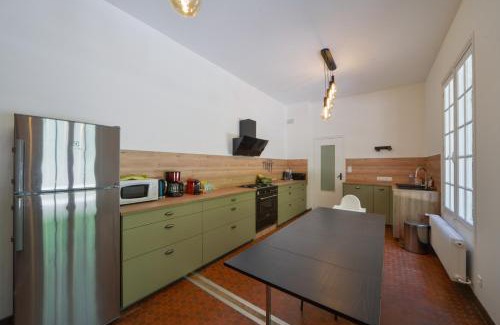 Mery-es-Bois House | La Genêtière - Grande maison avec étang en Sologne