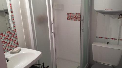 Cerizay Apartment | La Gondromière 79140 CERIZAY