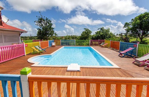 Capesterre-de-Marie-Galante House | La Tourterelle Rose "the Pink Dove "