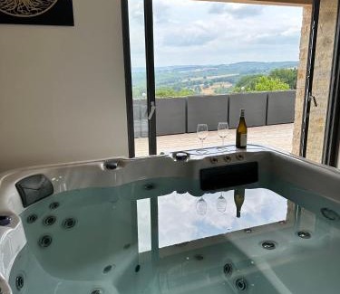 Perpezac-le-Blanc Villa | La grange de La Contie