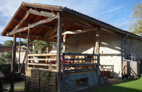 Nestier House | La Grange du Mont Arès, Nestier, at the foot of the Pyrenees