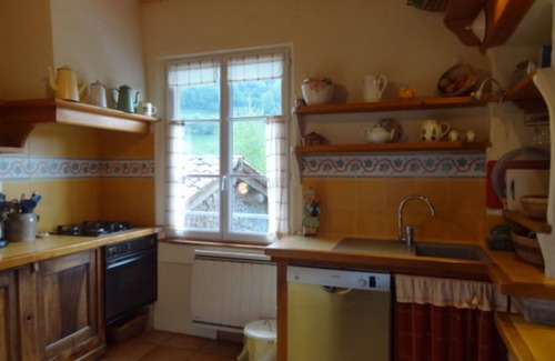 Montferrier Cottage | La grange neuve 3 étoiles, at the foot of Montségur castle, facing south