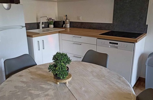 Lathuile House | ❤LA GRANGE SAVOYARDE⭐Lac 1KM-Spa💦Pool-Charm