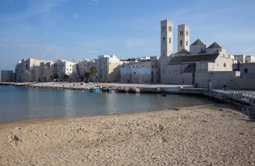 Molfetta House | La Grotta Paradiso