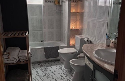 Elche Bed & Breakfast | La guarida ilicitana: centrally located, comfortable and with personalized services.