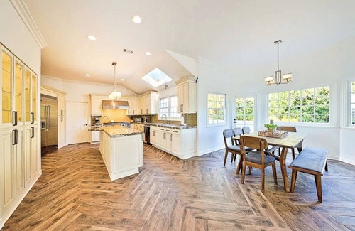 Country Club House | La Jolla Lifestyle Villa with Oasis Pool & Spa