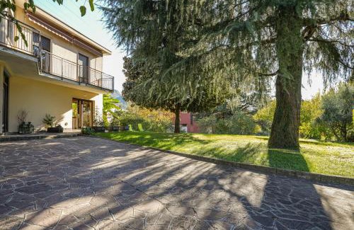 Calolziocorte House | La Magnolia