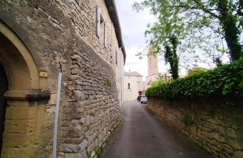 Arpaillargues-et-Aureillac House | La Maison De Thomas