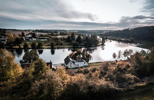 Chemille-sur-Indrois Bed & Breakfast | La Maison au bord du Lac