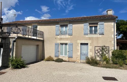 Amberre House | La maison de Charlotte-Le gite-Futuroscope
