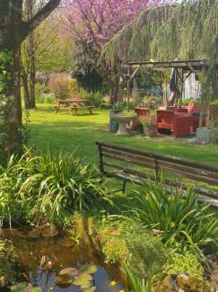 Corme-Royal Bed & Breakfast | La Maison de Philomène