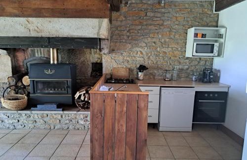 Eguilly House | La Maison des Renouillers