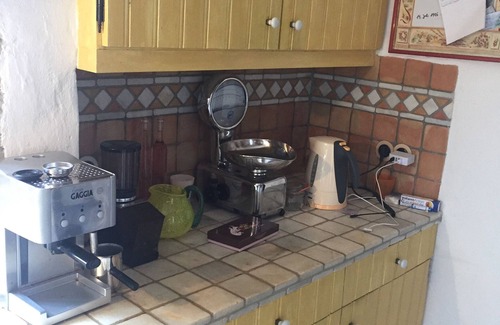 Molas House | La Maison des Roses – Charming retreat in Gascony with heated pool & flower garden