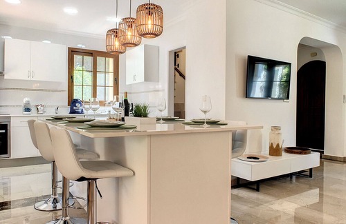 El Beal Ski Chalet | La Manga Club house, Wifi, communal pool