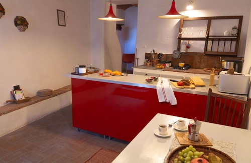 Pergine Valdarno House | LA MICCIA, Private Suite w/HOT TUB