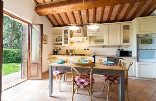 Castellina in Chianti Cottage | La Misura, cottage with garden and swimming pool on the hills of Chianti