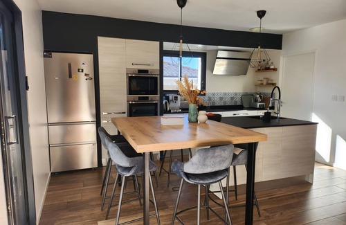 Labenne Villa | La Parenthèse Familiale - house with swimming pool between beach and forest