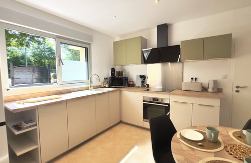 Feytiat House | La Pause Limousine | Garden & Terrace | Near Limoges | Wifi | Children's games