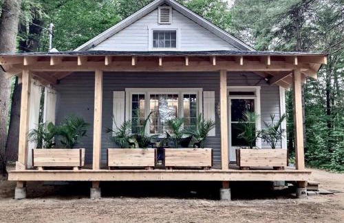 Rawdon Ski Chalet | La Petite Maison