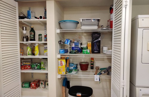 Chatham House | La Petite Maison, Chatham, NY