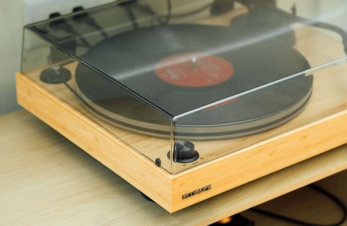 Canaan House | La Petite Porte Jaune