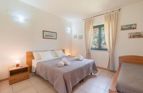 Amica Bed & Breakfast | La Piana degli Ulivi