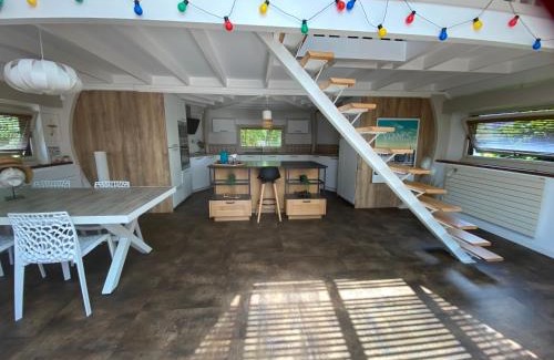 Theix-Noyalo House | La piscine