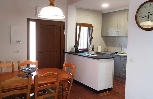 Llagostera House | La Rajoleria ideal for families and disconnect.