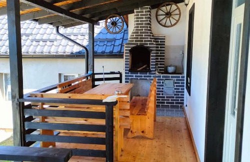 Fundu Moldovei House | La Roata Timpului