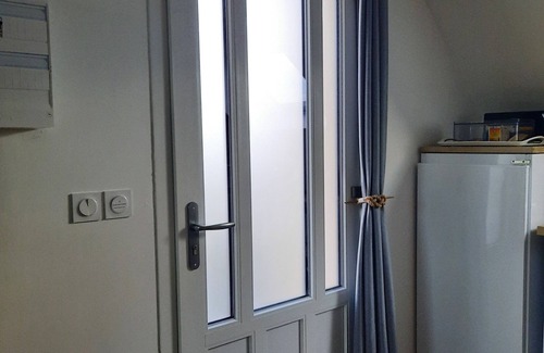 Saint-Come-de-Fresne Apartment | La Rose des Vents" duplex apartment with sea view and Arromanches pontoons