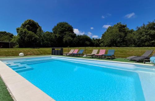 Eguzon-Chantome House | La source - Bungalow avec terrasse à Eguzon